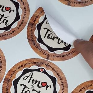 Adesivo etiqueta corte contorno Vinil Branco  4x0 BRILHO OU FOSCO Com Recorte 